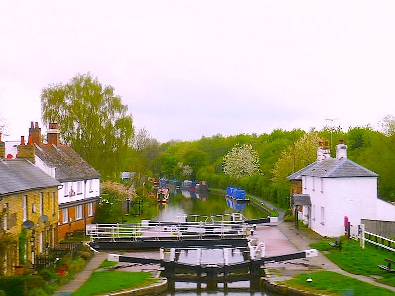 Canal locks - Bedford car-free adventures
